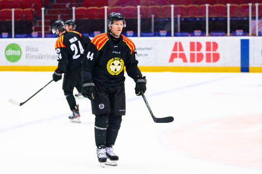 Brynäs Nicklas Danielsson deppar