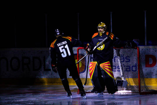 Brynäs Tomi Sallinen och målvakt Samuel Ersson