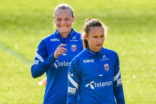 Frida Maanum and Caroline Graham Hansen of the Norwegian