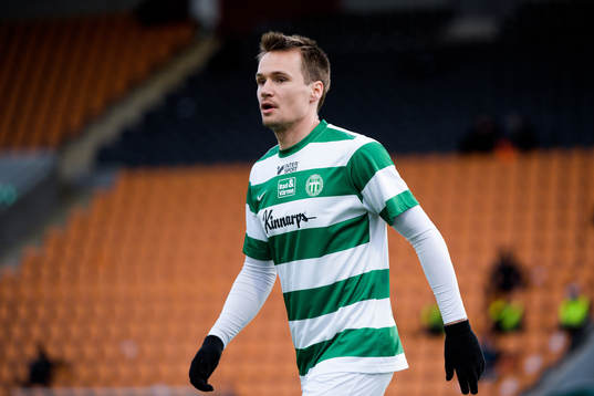 Västerås Viktor Prodellunder fotbollsmatchen i Superettan