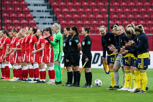 Amanda Ilestedt and Josefine Rybrink of Sweden