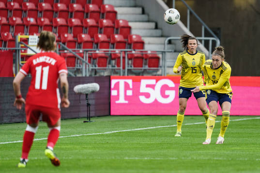 Jessica Wik and Filippa Angeldahl of Sweden