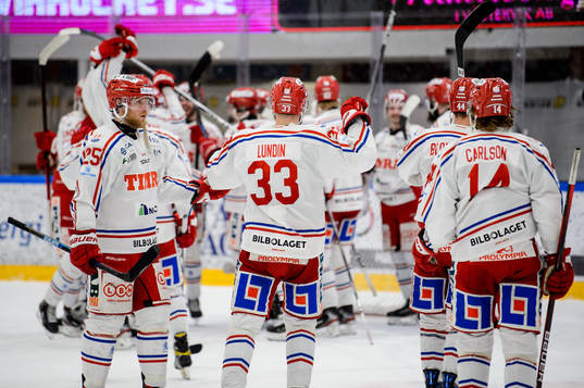 Timrås spelare jublar