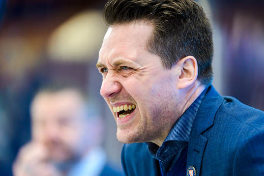 Växjös tränare Sam Hallam