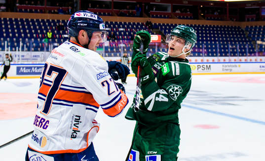 Växjös Martin Lundberg och Färjestads Jacob Peterson