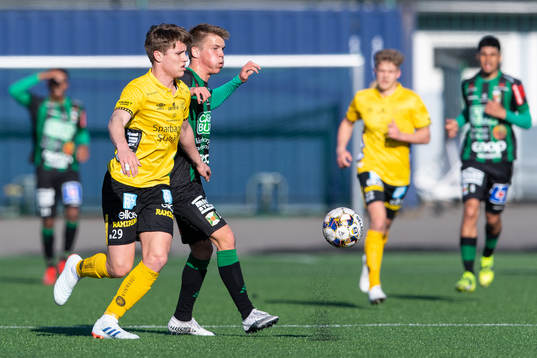 Elfsborgs Oliver Zandén och Varbergs Victor Karlsson