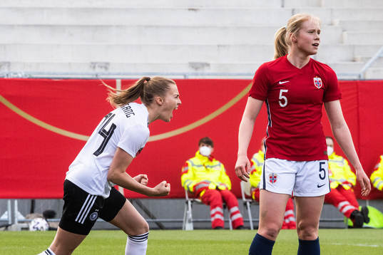 Laura Freigang of Germany celebrates