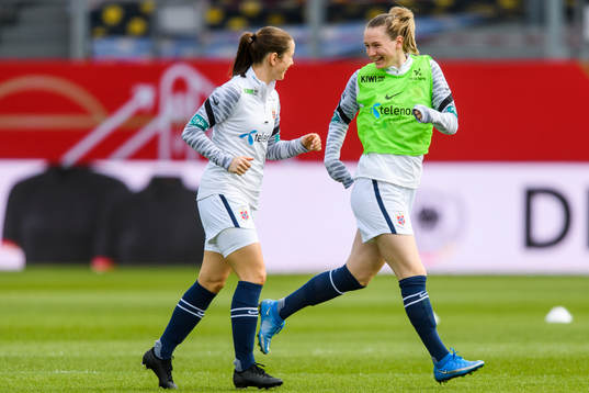 Tuva Hansen and Frida Maanum of Norway