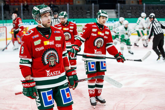 Frölundas Viktor Ekbom och Linus Nässén deppar