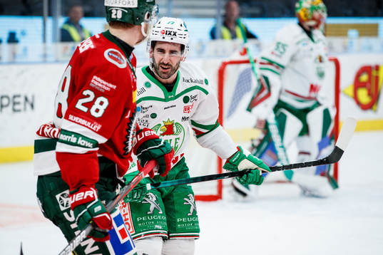 Frölundas Johan Sundström och Rögles Joseph LaLeggia