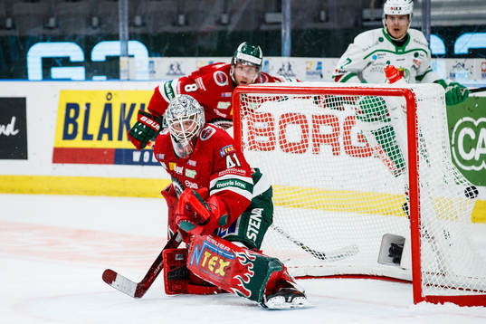 Frölundas målvakt Niklas Rubin släpper in 0-4