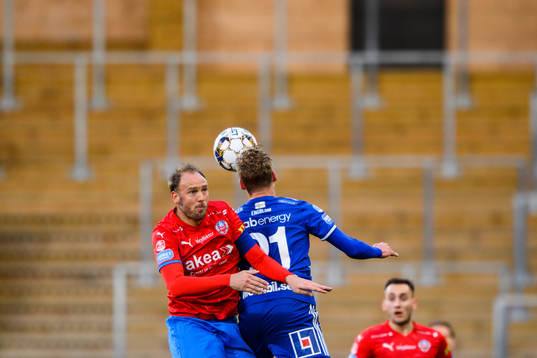 Helsingborgs Andreas Granqvist och Sundsvalls Pontus Engblom