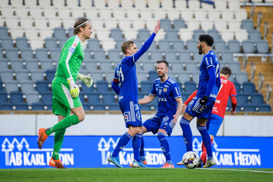 Sundsvalls Pontus Engblom jublar