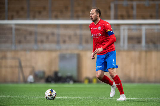 Helsingborgs Andreas Granqvist fotbollsmatchen i Superettan