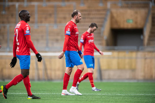 Helsingborgs Andreas Granqvist deppar med lagkamrater