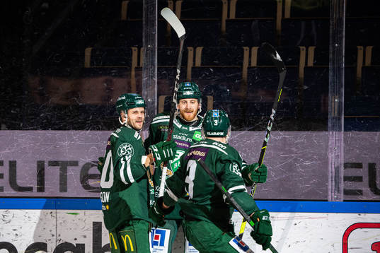 Färjestads Jacob Nilsson och Pontus Widerström jublar