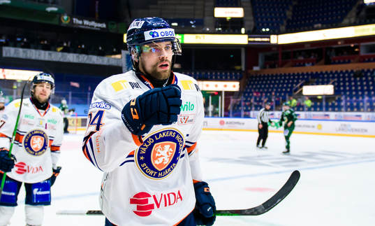 Växjös Emil Pettersson jublar
