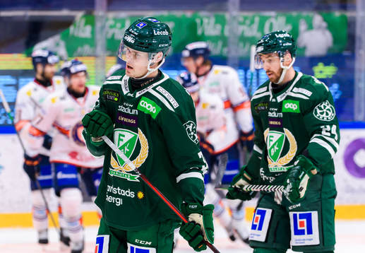 Färjestads Carl Jakobsson och Jonathon Blum deppar