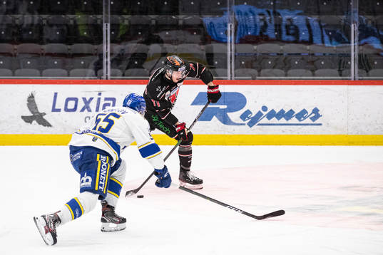 Örebros Borna Rendulic och Leksands Jonas Ahnelöv