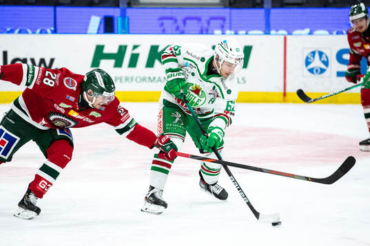 Frölundas Johan Sundström och Rögles Leon Bristedt