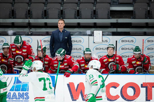 Frölundas tränare Roger Rönnberg deppar i slutet av