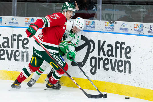 Frölundas Robin Alvarez och Rögles Samuel Jonsson
