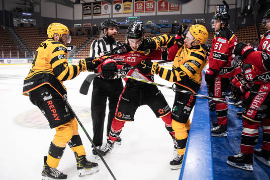 Skellefteås Petter Granberg och Pär Lindholm mot Luleås