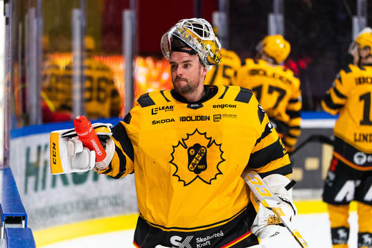 Skellefteås målvakt Gustaf Lindvall