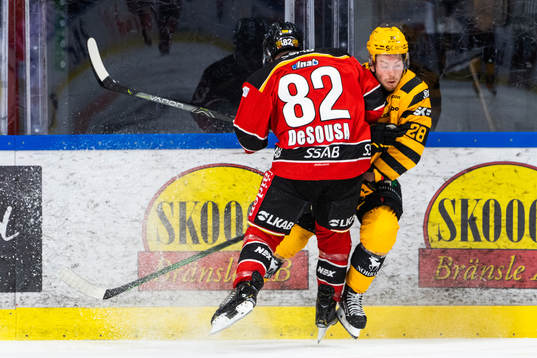 Luleås Chris Desousa och Skellefteås Jesper Frödén