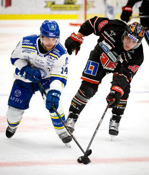 Leksands Oskar Lang och Örebros Joonas Rask