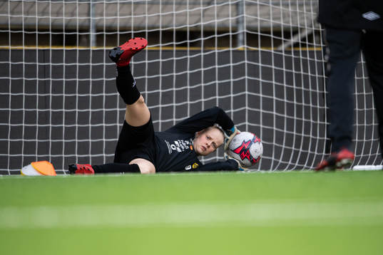 målvakt Rebecka Wikander