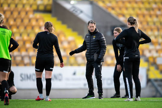 tränare Joakim Carlsson