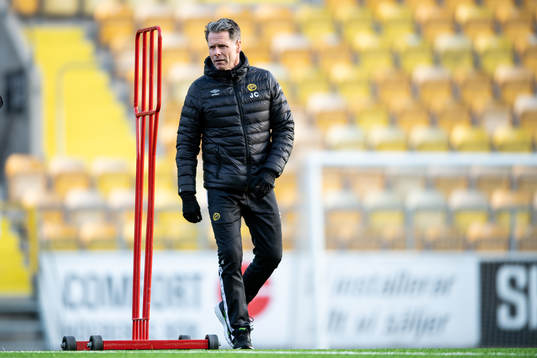 tränare Joakim Carlsson