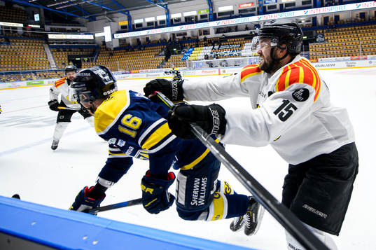 s Filip Sandberg och Brynäs Simon Bertilsson