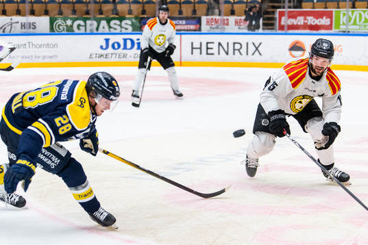 s Johannes Kinnvall och Brynäs Simon Bertilsson