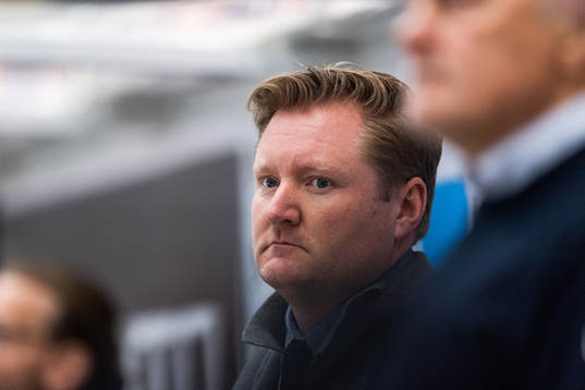 s assisterande tränare Pär Johansson