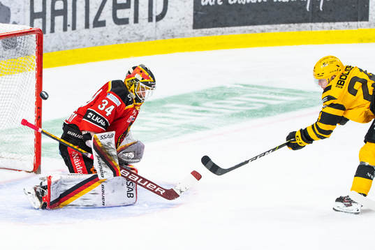 Skellefteås Andreas Wingerli gör 1-1 bakom Luleås