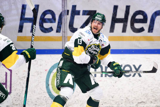 Björklövens Fredric Andersson jublar