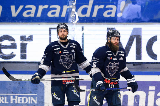 Karlskogas Henrik Björklund och Johan Larsson deppar