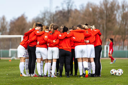 Borgebys spelare samlas