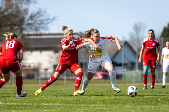 Älvsjös Ellinor Johansson mot Borgebys Rebecka Persson