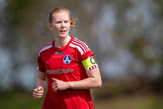 Älvsjös Linn Bogren