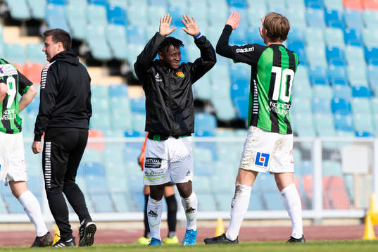 GAIS Michael Kargbo jublar