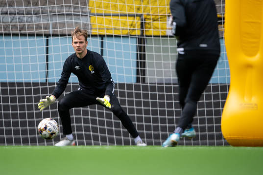 målvakt Simon Andersson