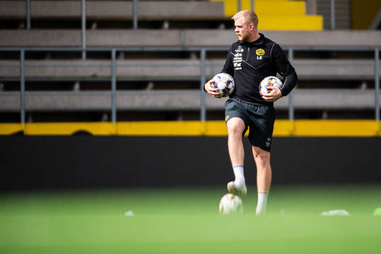 målvaktstränare Linus Eriksson