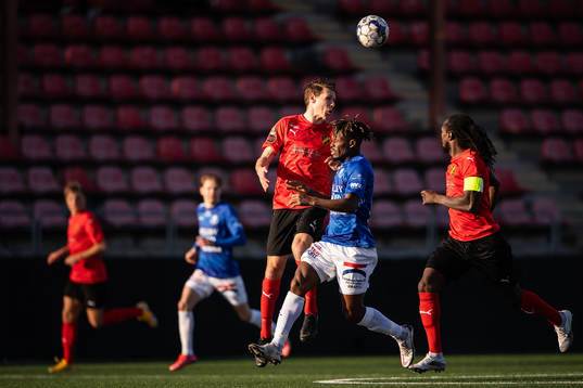 Vasalunds Philip Wiström och Trelleborgs Abdul Fatawu Safiu