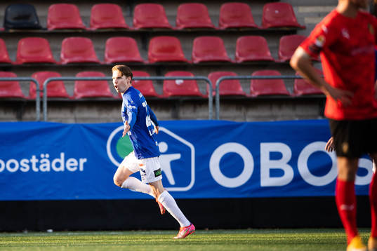 Trelleborgs Johan Blomberg jublar