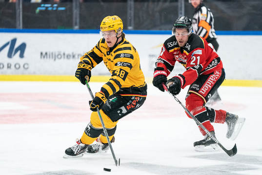 Skellefteås Jonatan Berggren och Luleås Juhani Tyrväinen
