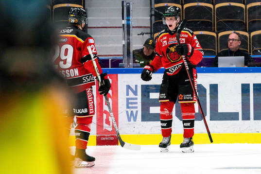 Luleås Nils Lundkvist jublar