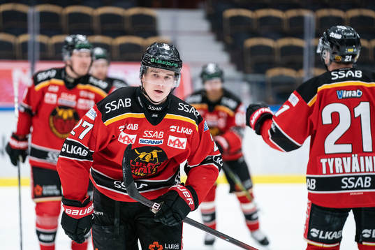 Luleås Nils Lundkvist jublar